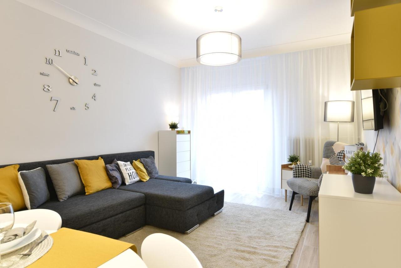 Királykút 1 apartman - ingyen parkolás, bicajok, ac Székesfehérvár Exterior foto
